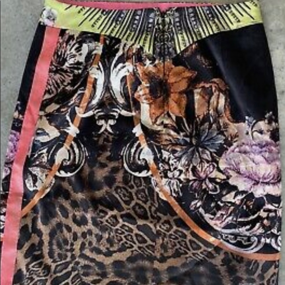 Elie Tahari silk pencil skirt
